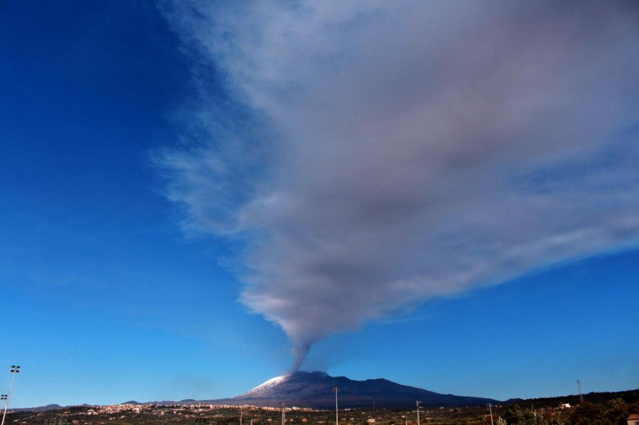 Вилла Cirasellaetna Сант'Альфио Экстерьер фото